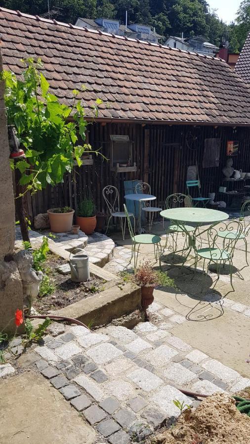 Historisches Fachwerkhaus "Hoher Hirschen" - Stilvolles Studio Und Museales Apartment Mit Romantischem Hof Und Garten Bodman-Ludwigshafen Eksteriør billede